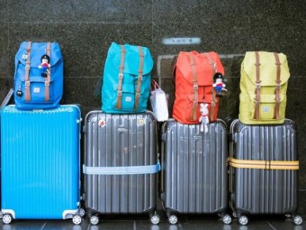 Những câu hỏi liên quan đến hành lý khi đi máy bay