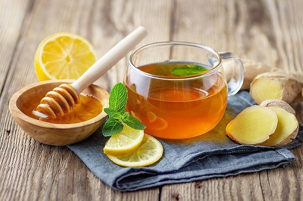 uống nước chanh trước khi ăn sáng có tốt không
