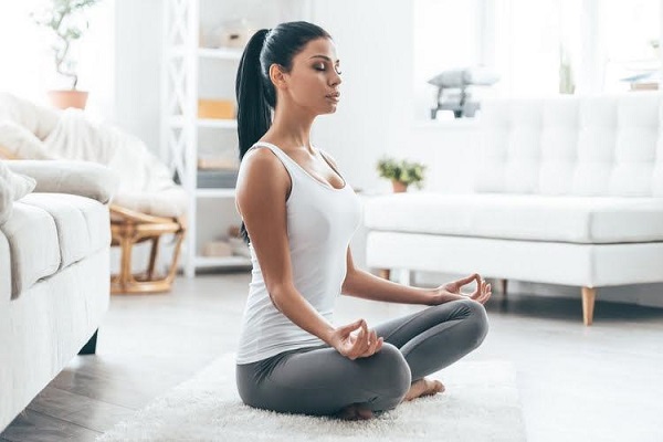Bài tập 10 phút mỗi sáng giúp tỉnh táo hơn cả cà phê