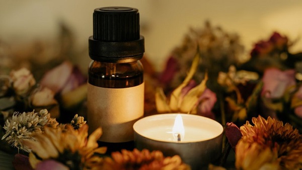Liệu pháp mùi hương (Aromatherapy)