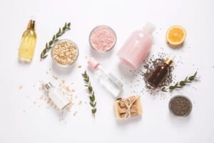 mỹ phẩm không nước (waterless beauty)