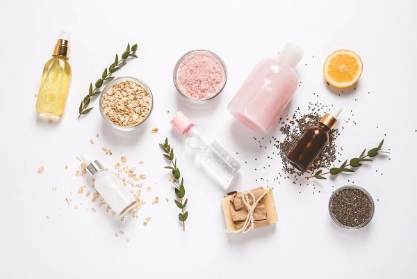 mỹ phẩm không nước (waterless beauty)