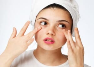 14 tuổi có nên dùng serum không