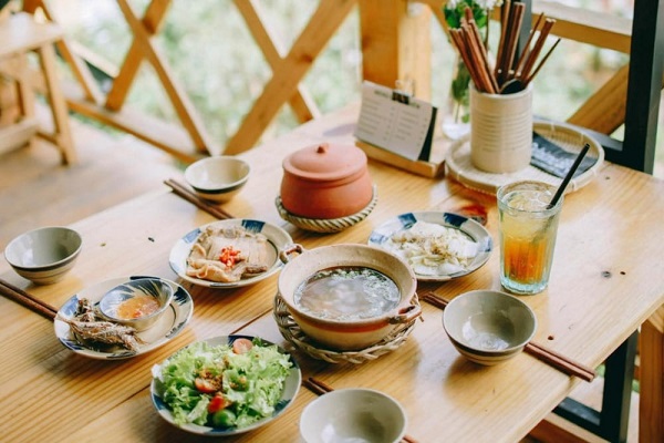 quán ăn ngon gần bãi biển Mỹ Khê Đà Nẵng