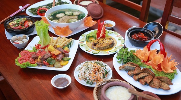 quán ăn ngon gần bãi biển Mỹ Khê Đà Nẵng